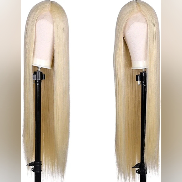 30 Inches Blond Wig Natural Hairline 4.5" Deep Part Transparent Lace - Picture 3 of 7
